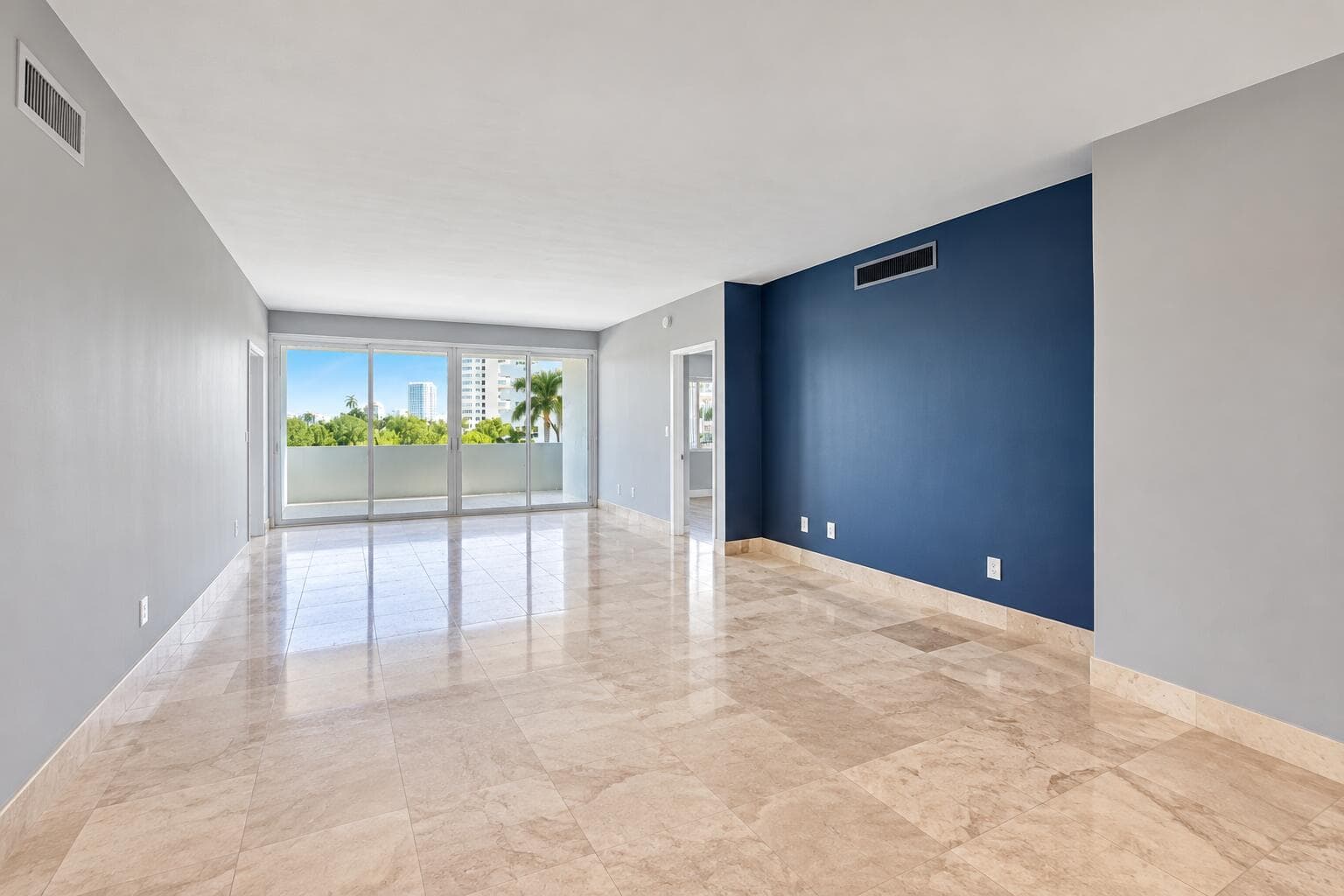 333 SUNSET Drive 207 photo 7