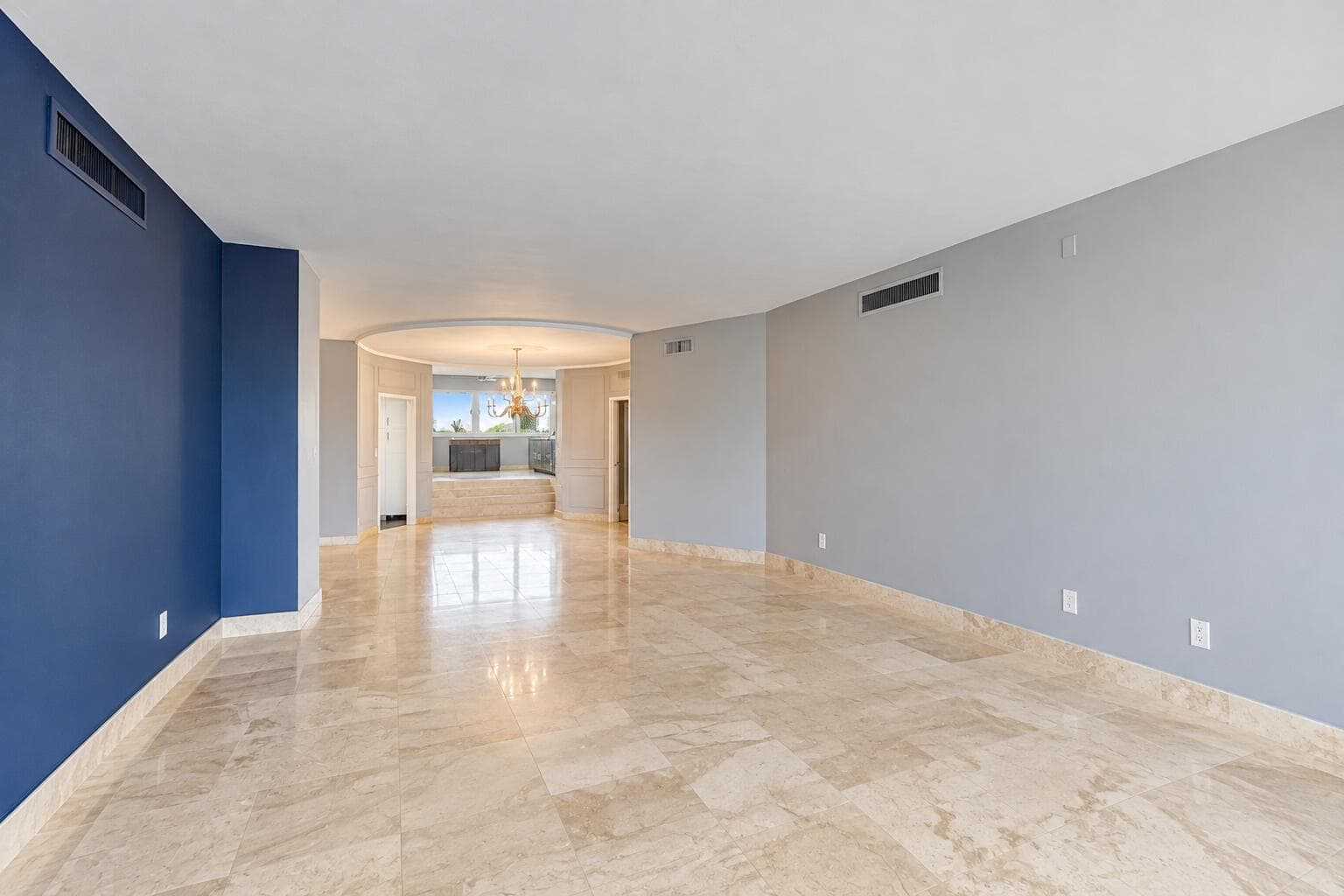 333 SUNSET Drive 207 photo 8