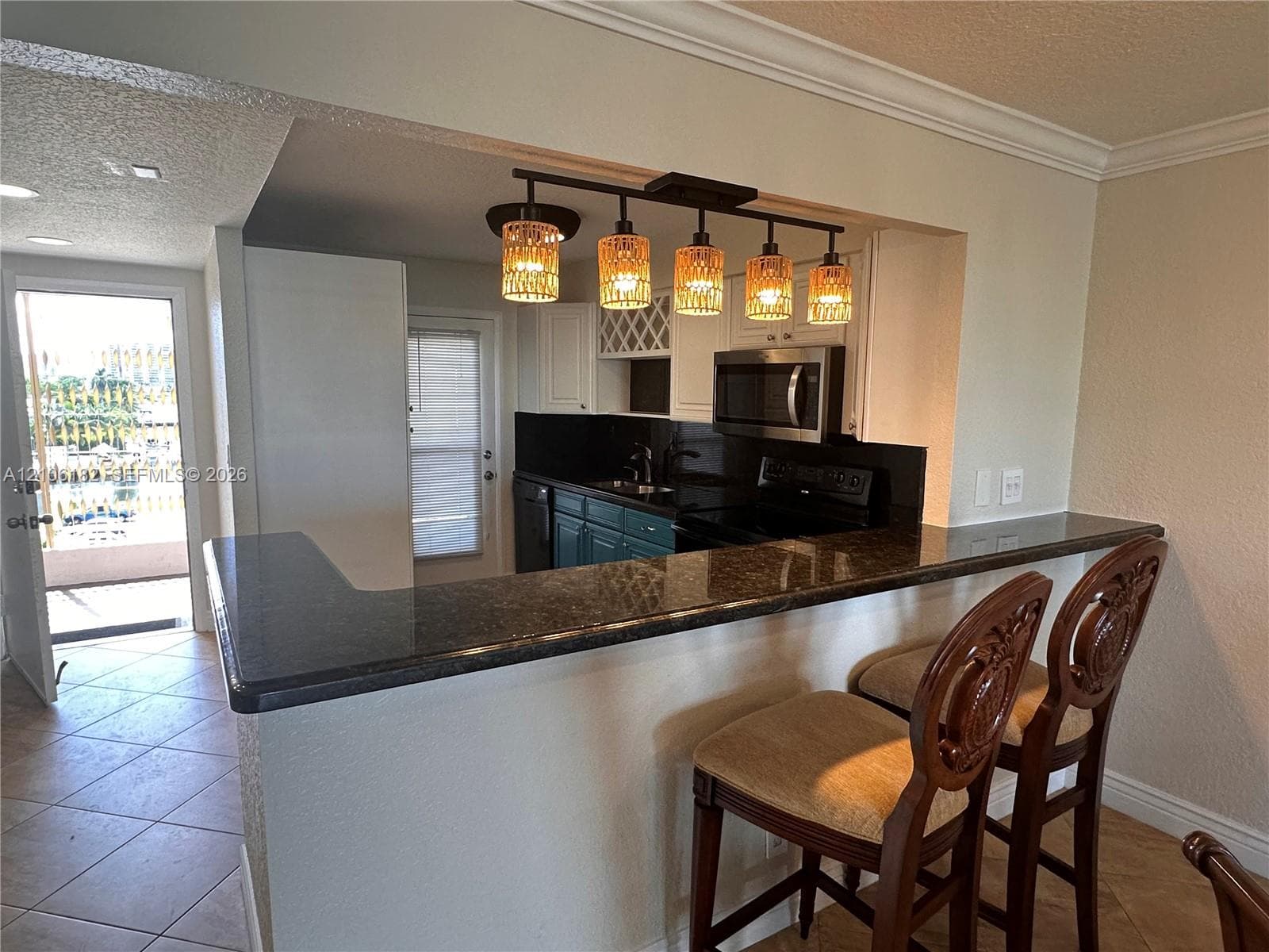 400 Golden Isles Dr 40 photo 5