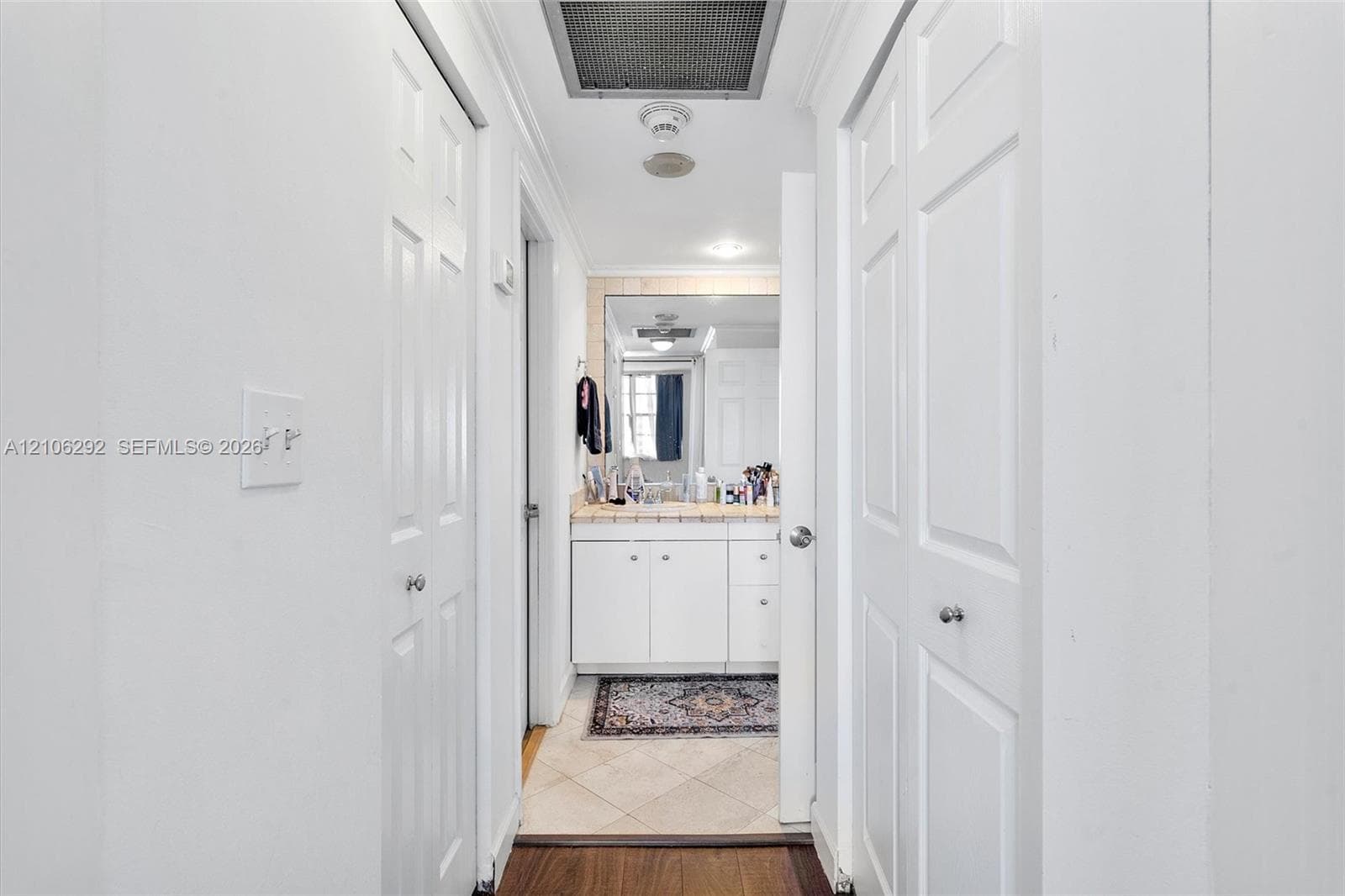 300 Bayview Dr 1503 photo 24