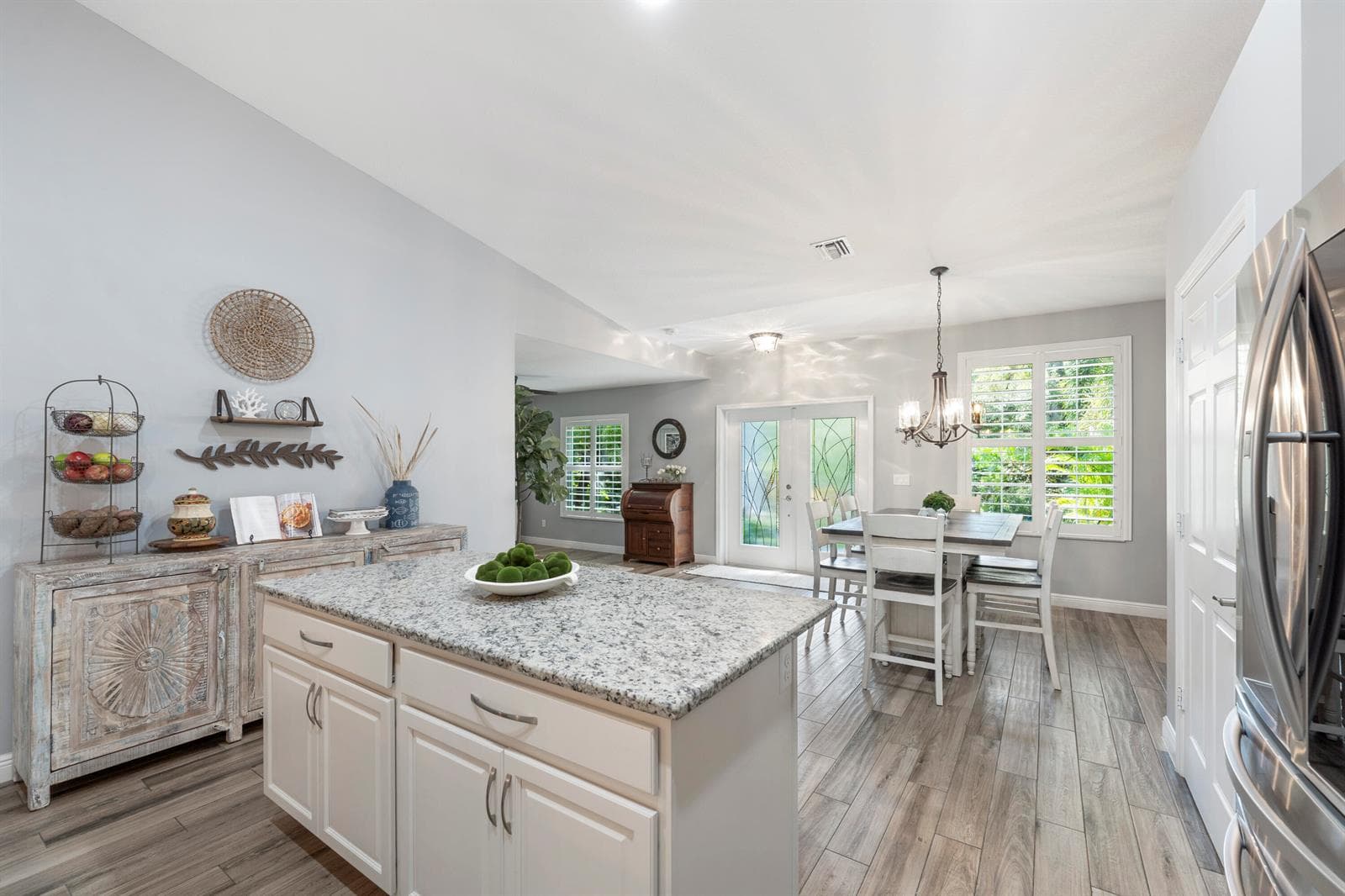 2300 CANOE CREEK Lane photo 8