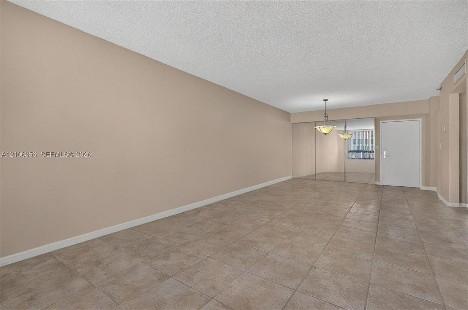 19195 NE 36th Ct 2704 photo 12
