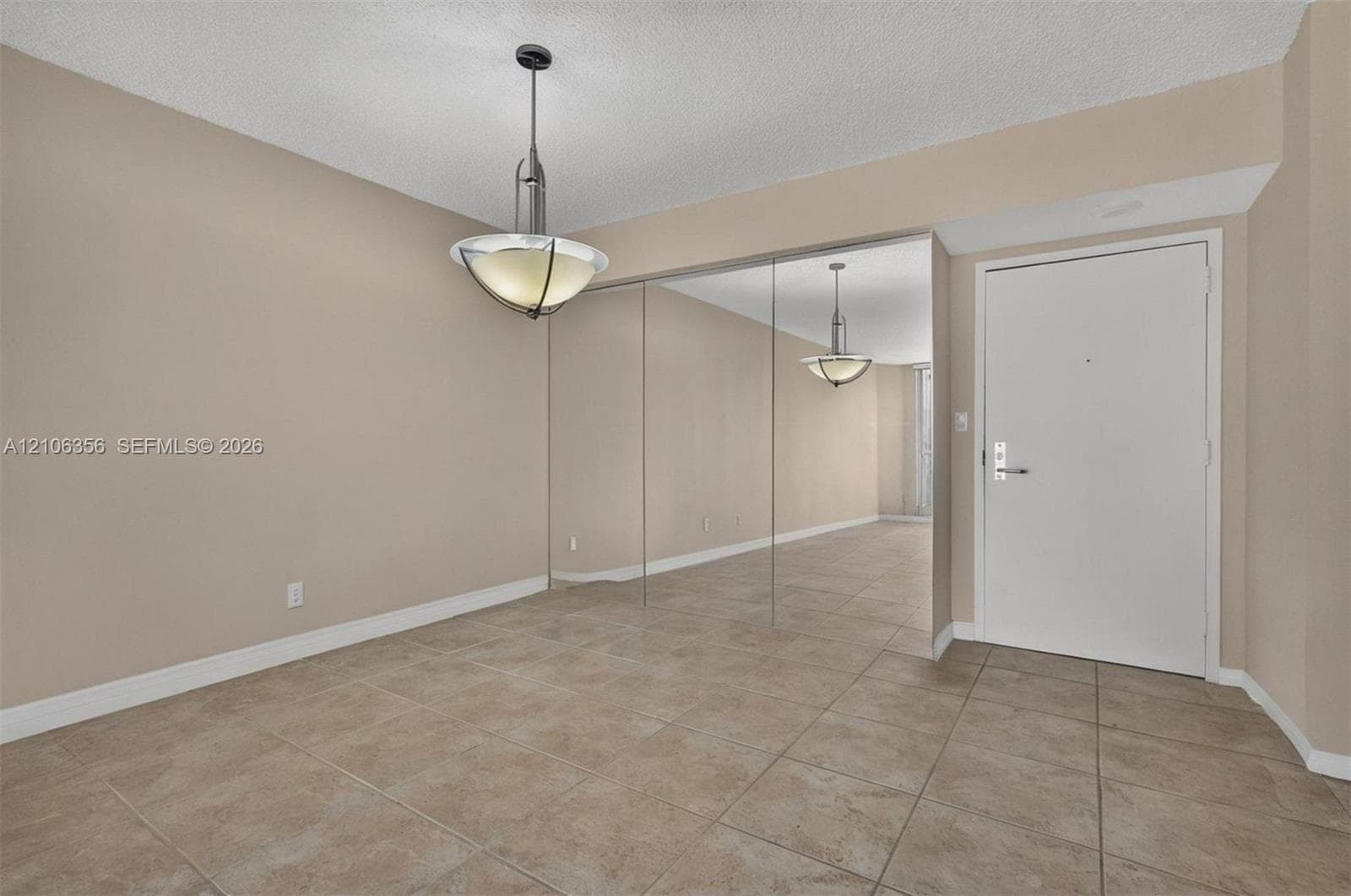 19195 NE 36th Ct 2704 photo 14