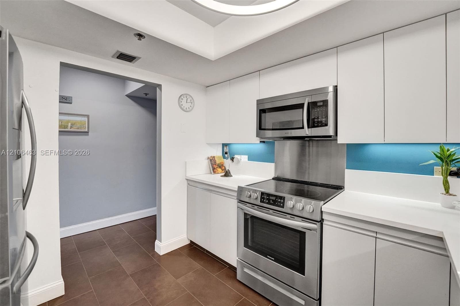 1201 S Ocean Dr 218N photo 18