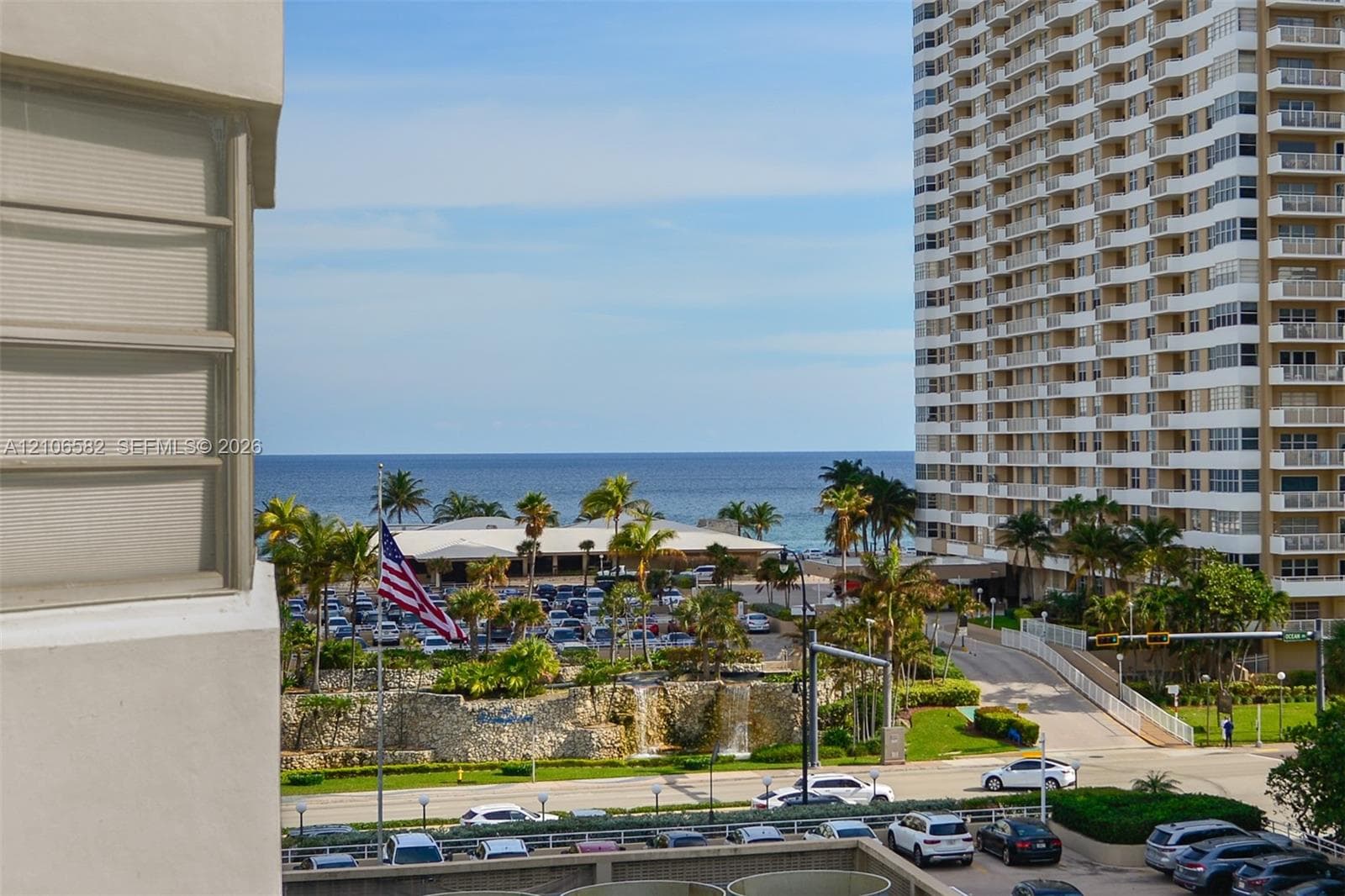 1965 S Ocean Dr 4C photo 1