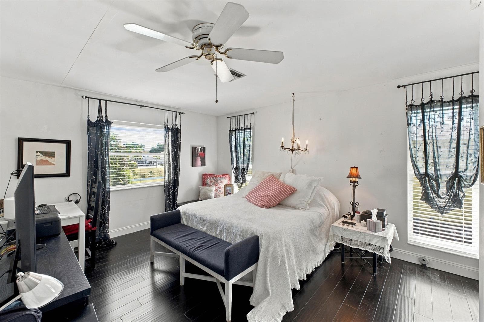1130 Mahogany Way photo 5