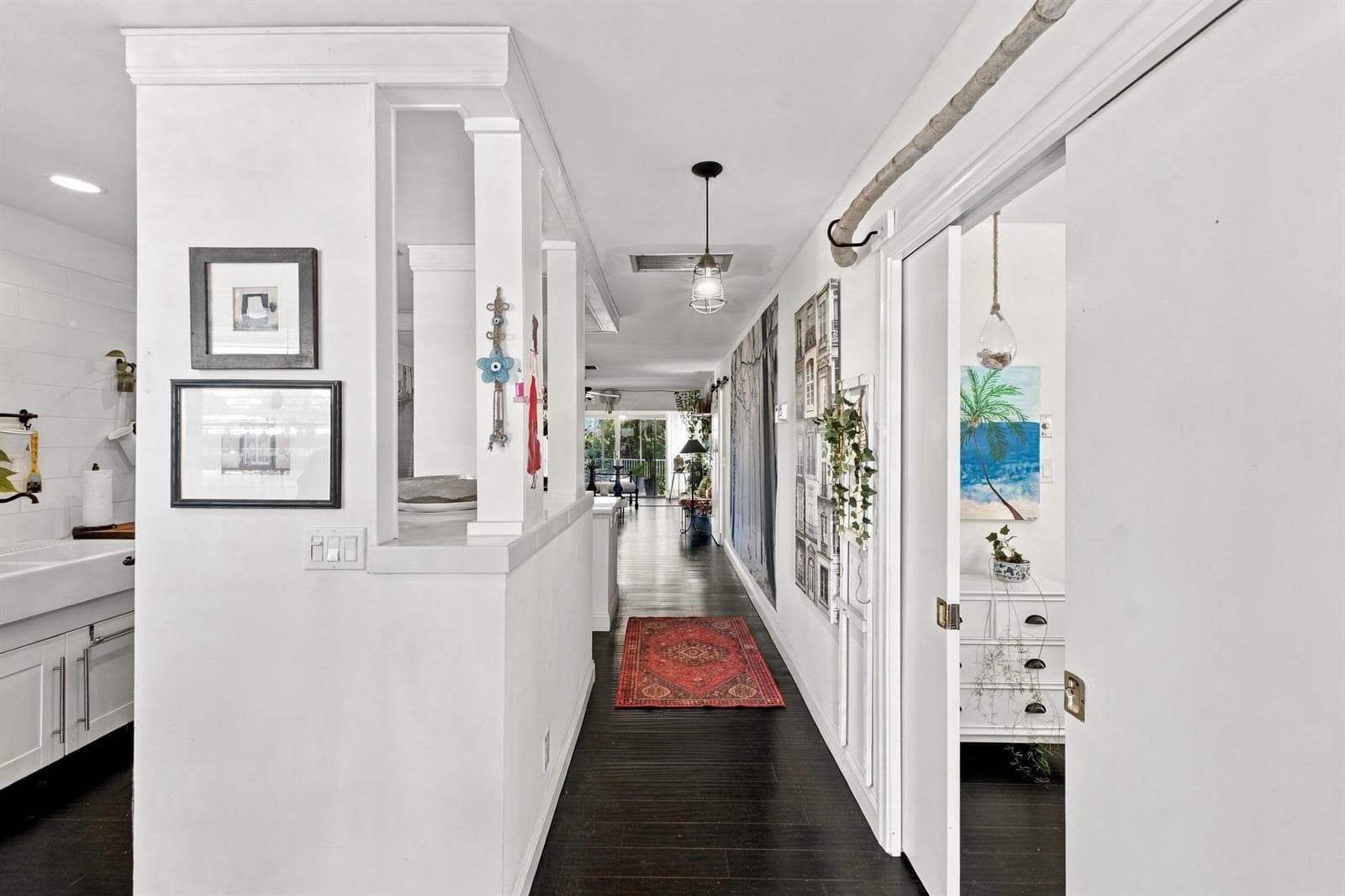 1130 Mahogany Way photo 4