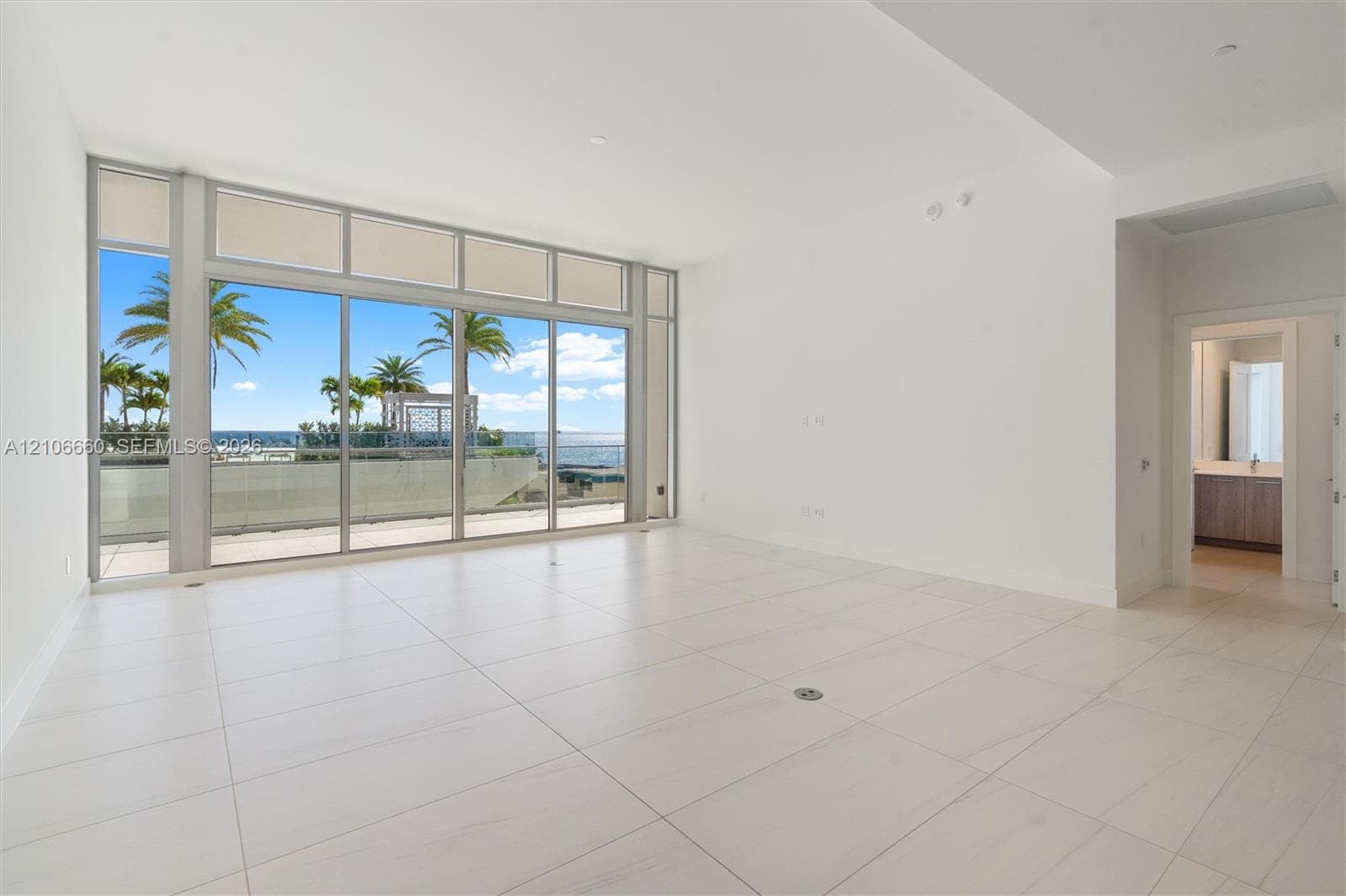 153 N Seabreeze Blvd 401 photo 20