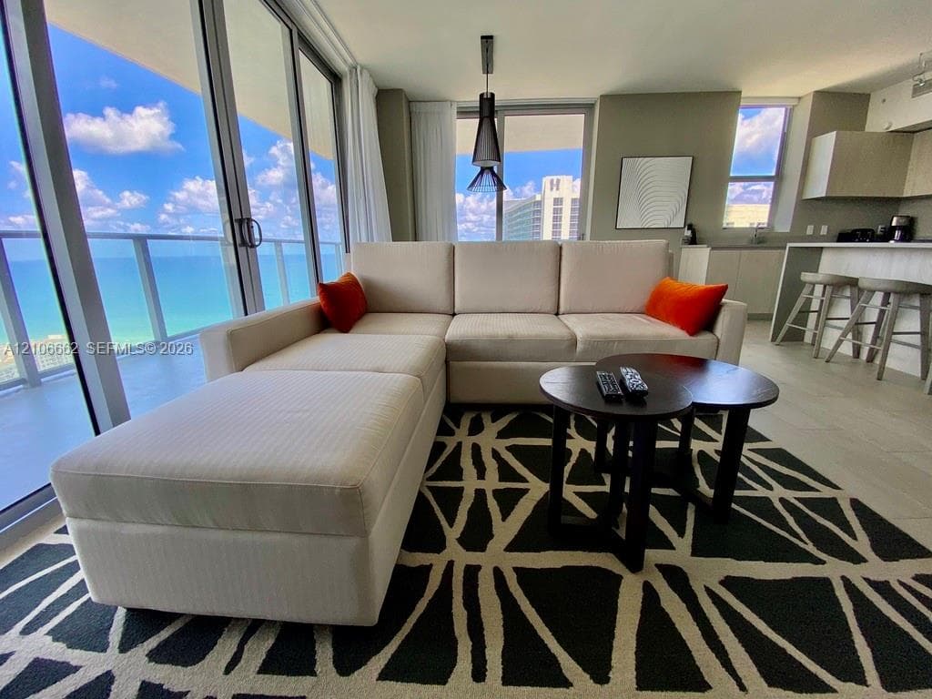 4010 S Ocean Dr T3601 photo 2