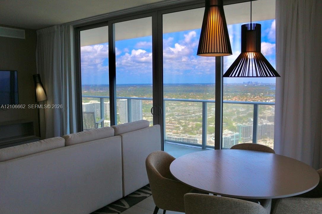 4010 S Ocean Dr T3601 photo 7