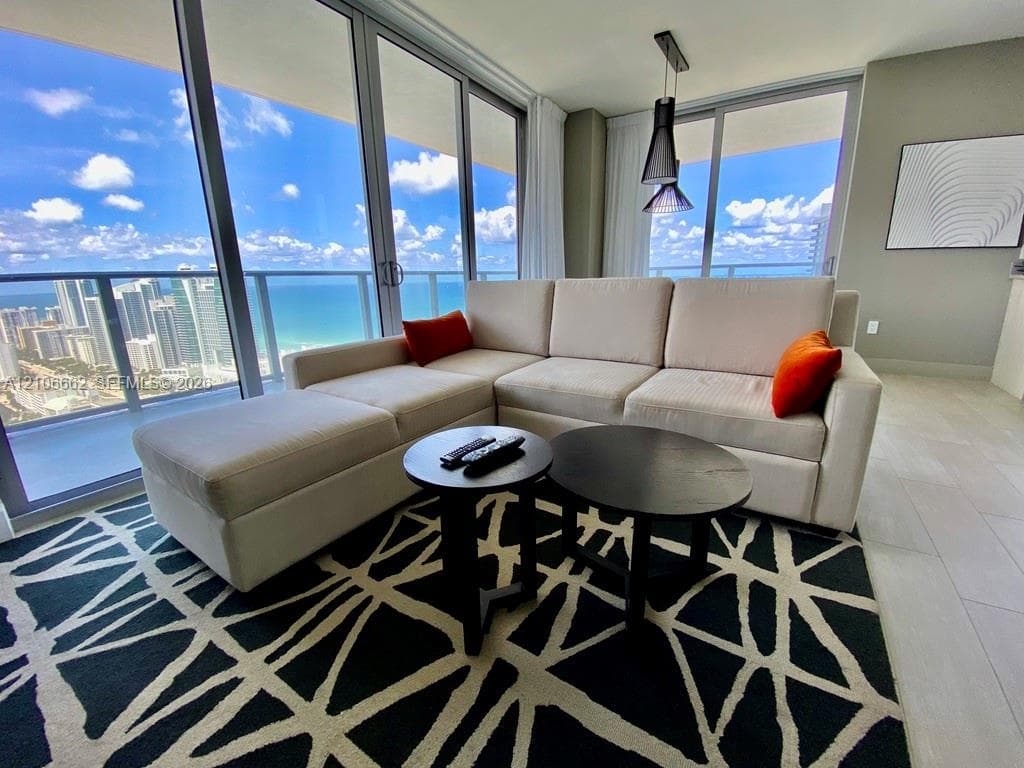 4010 S Ocean Dr T3601 photo 1