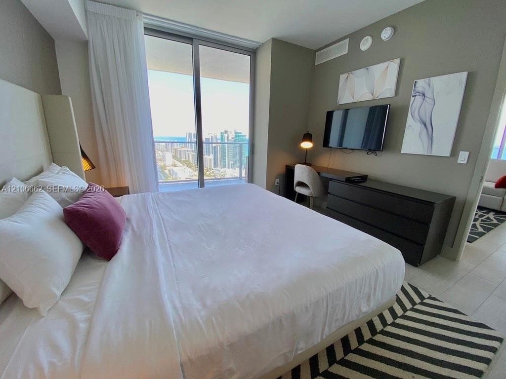 4010 S Ocean Dr T3601 photo 15