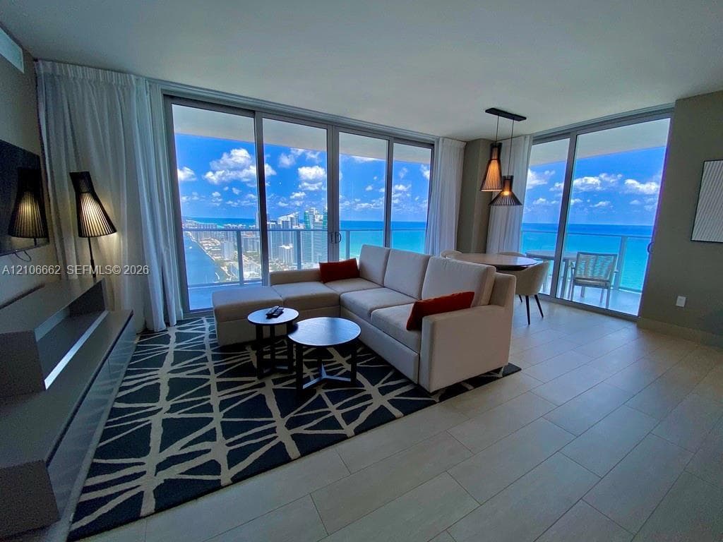 4010 S Ocean Dr T3601 photo 4