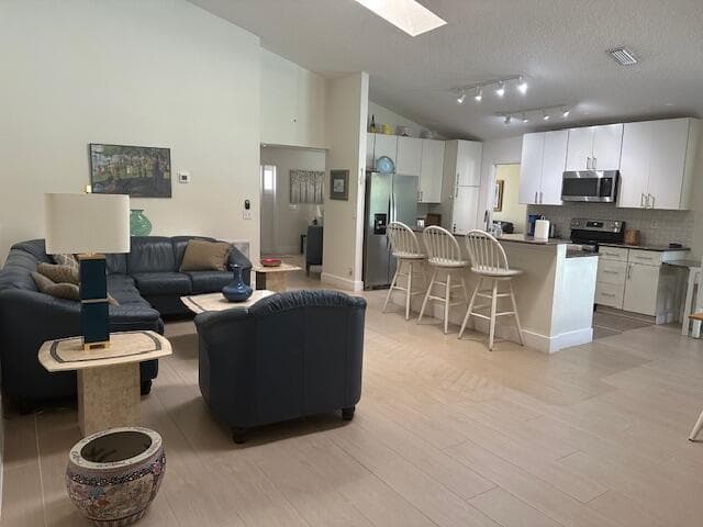 1420 Chapparel Way photo 9