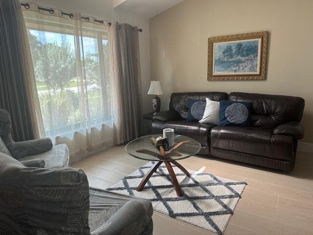 1420 Chapparel Way photo 4
