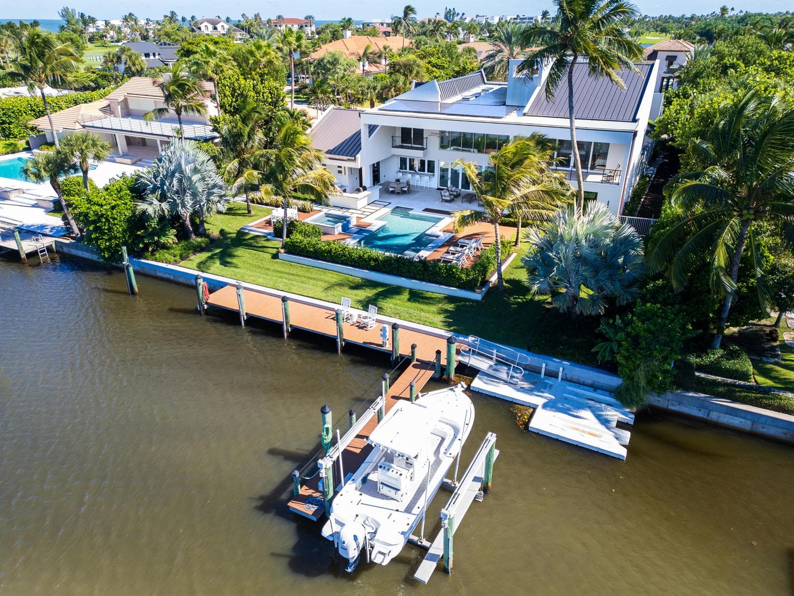 6879 SE SOUTH MARINA Way photo 6