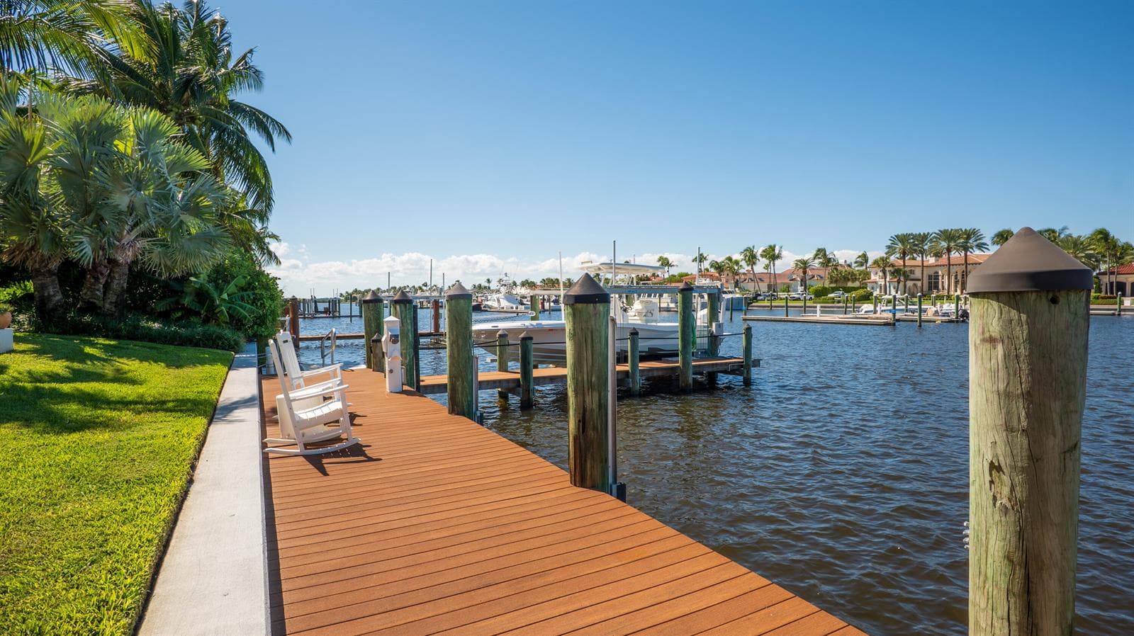 6879 SE SOUTH MARINA Way photo 12