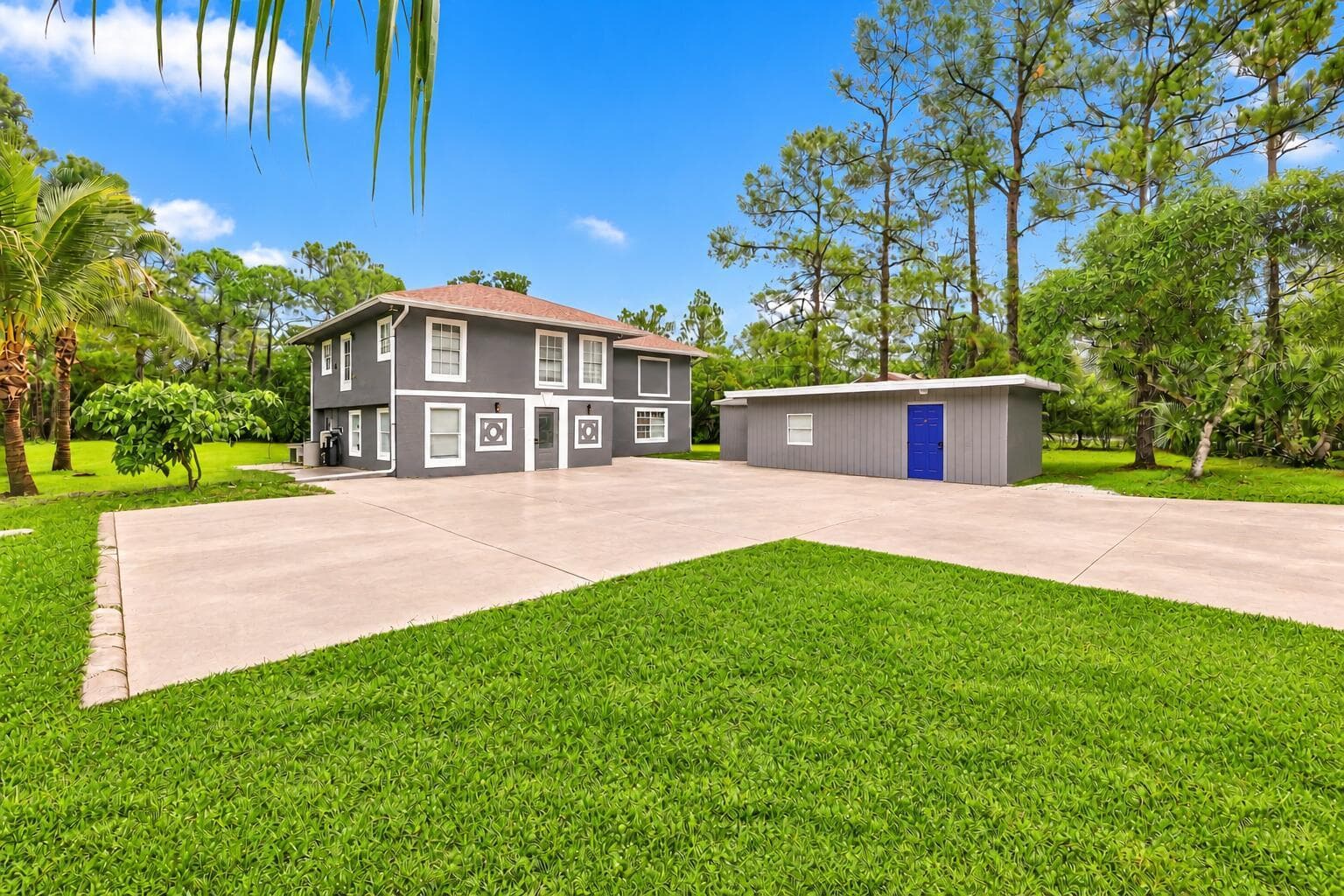 11193 49th Street N photo 2