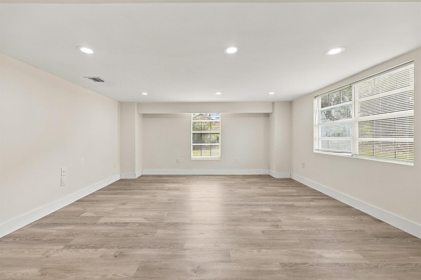 11193 49th Street N photo 15