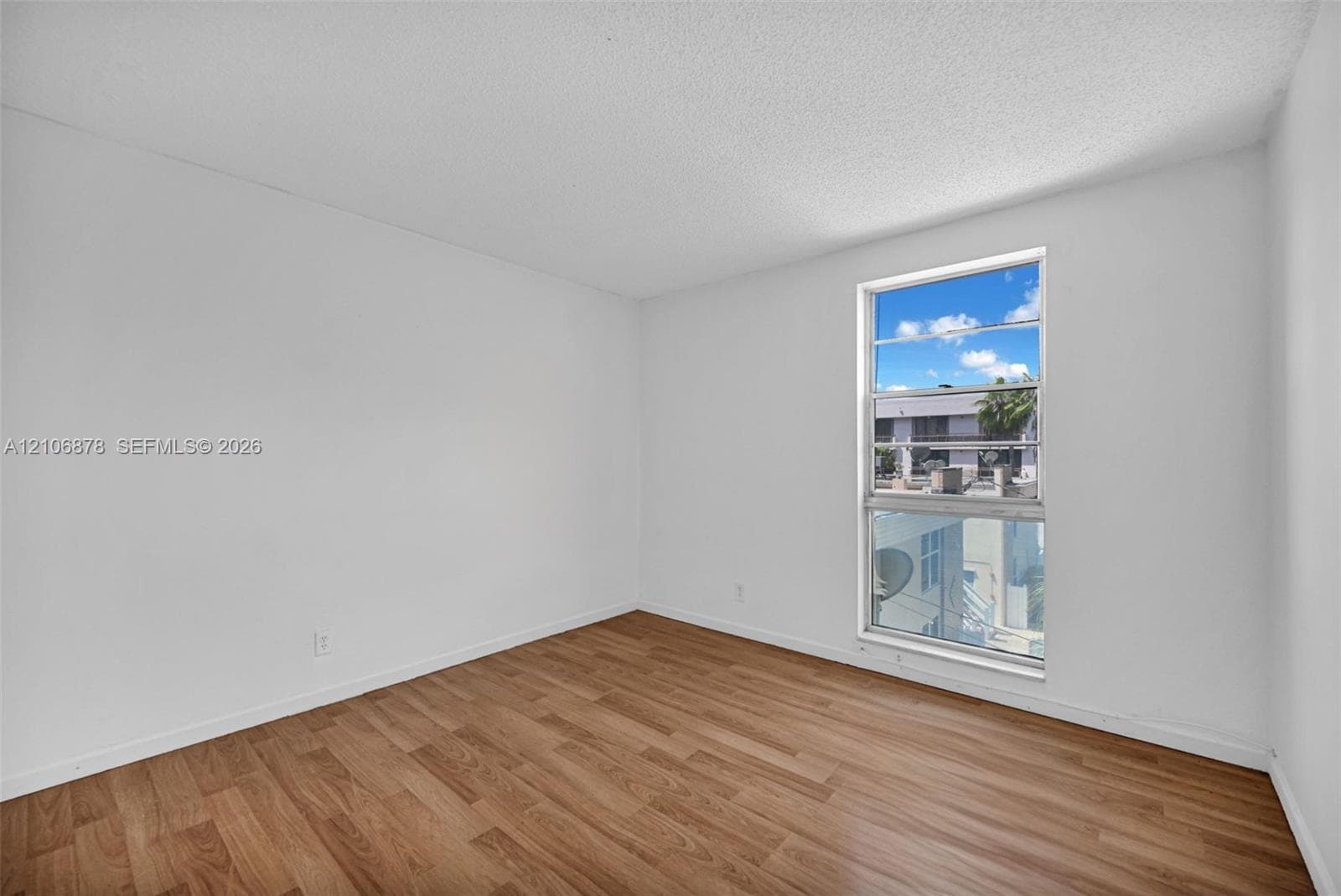 2420 Diana Dr 306 photo 24