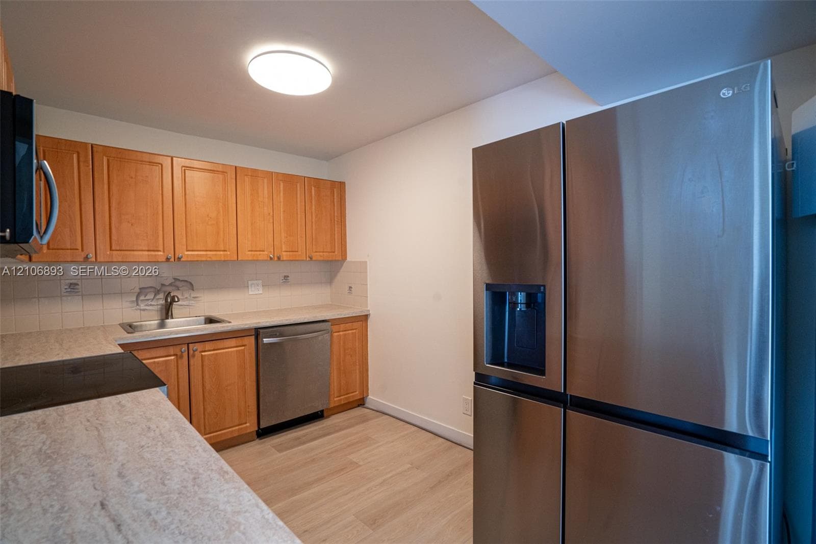2500 Parkview Dr 2020 photo 24