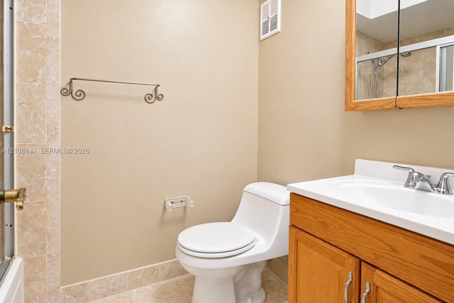3891 NE 167th St 24 photo 19