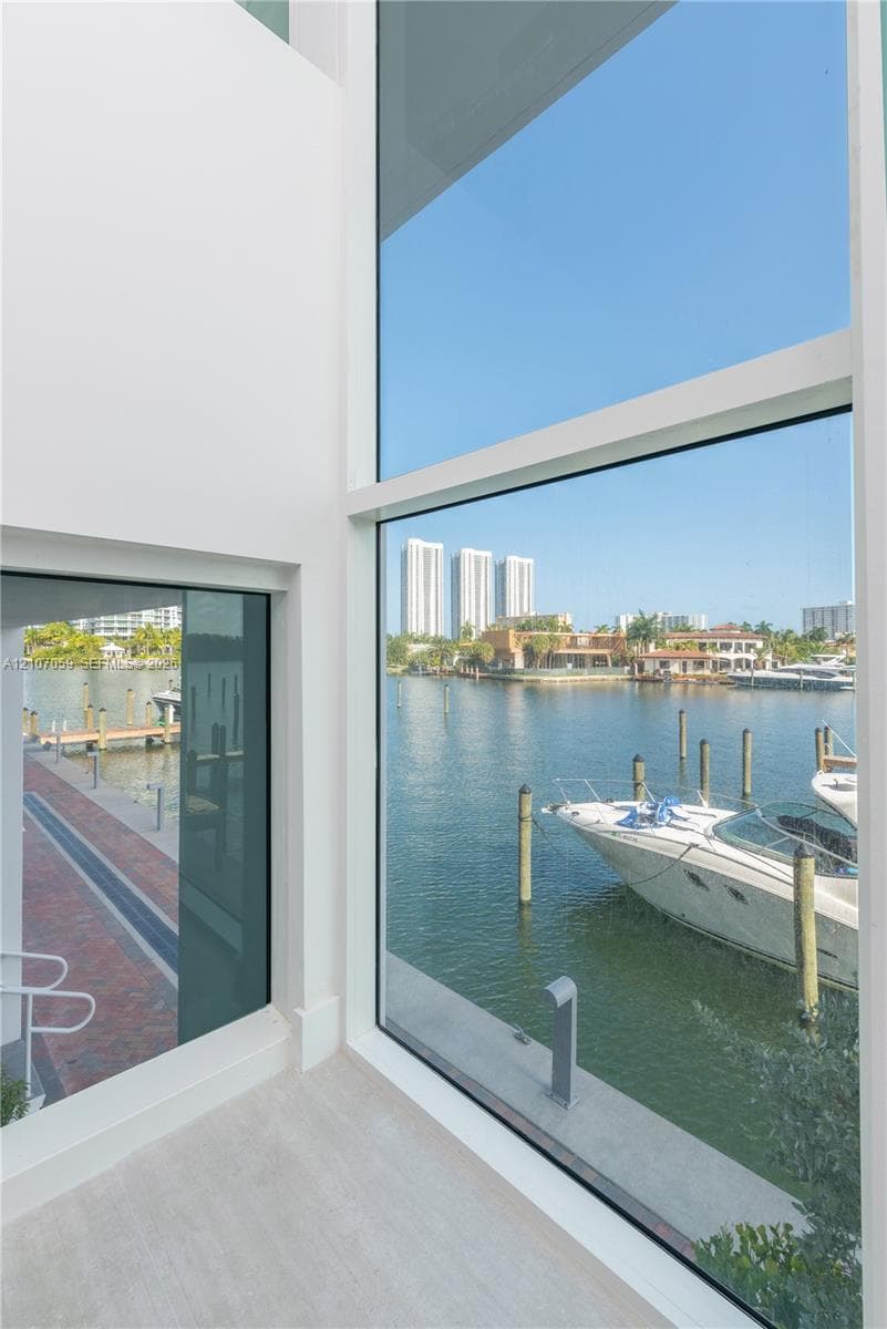 400 Sunny Isles Blvd 121 photo 16