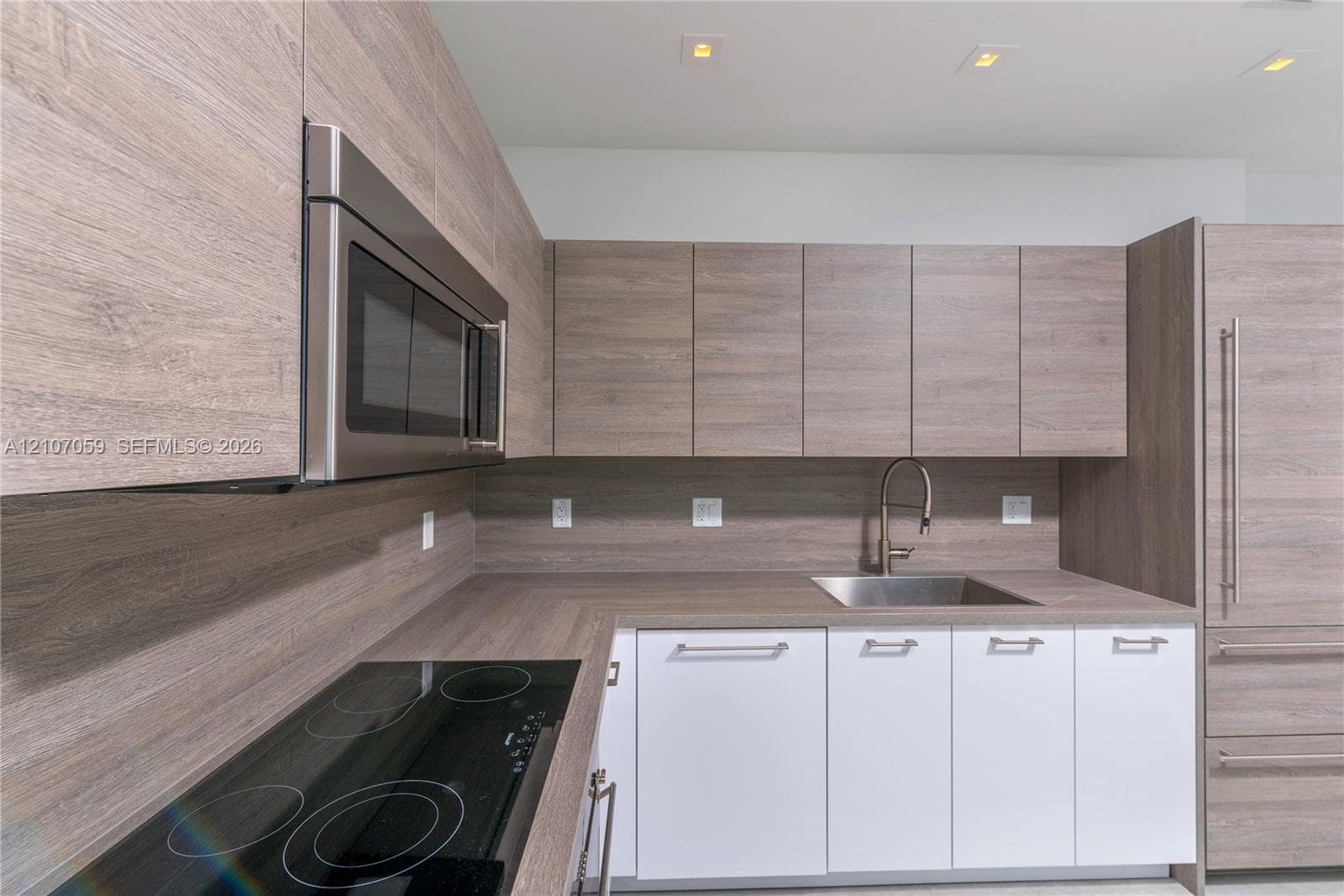 400 Sunny Isles Blvd 121 photo 3
