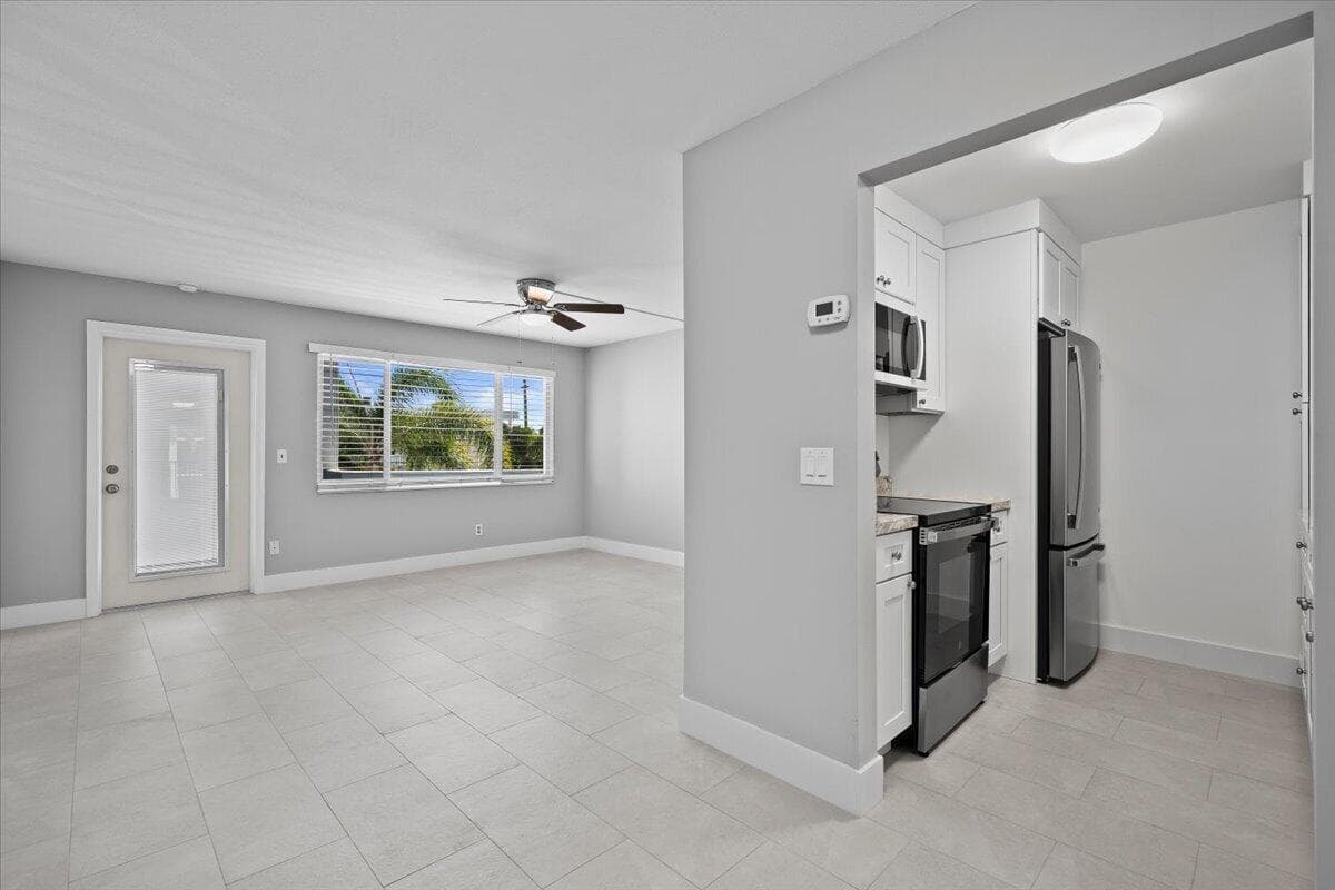 131 Doolen Court 207 photo 6