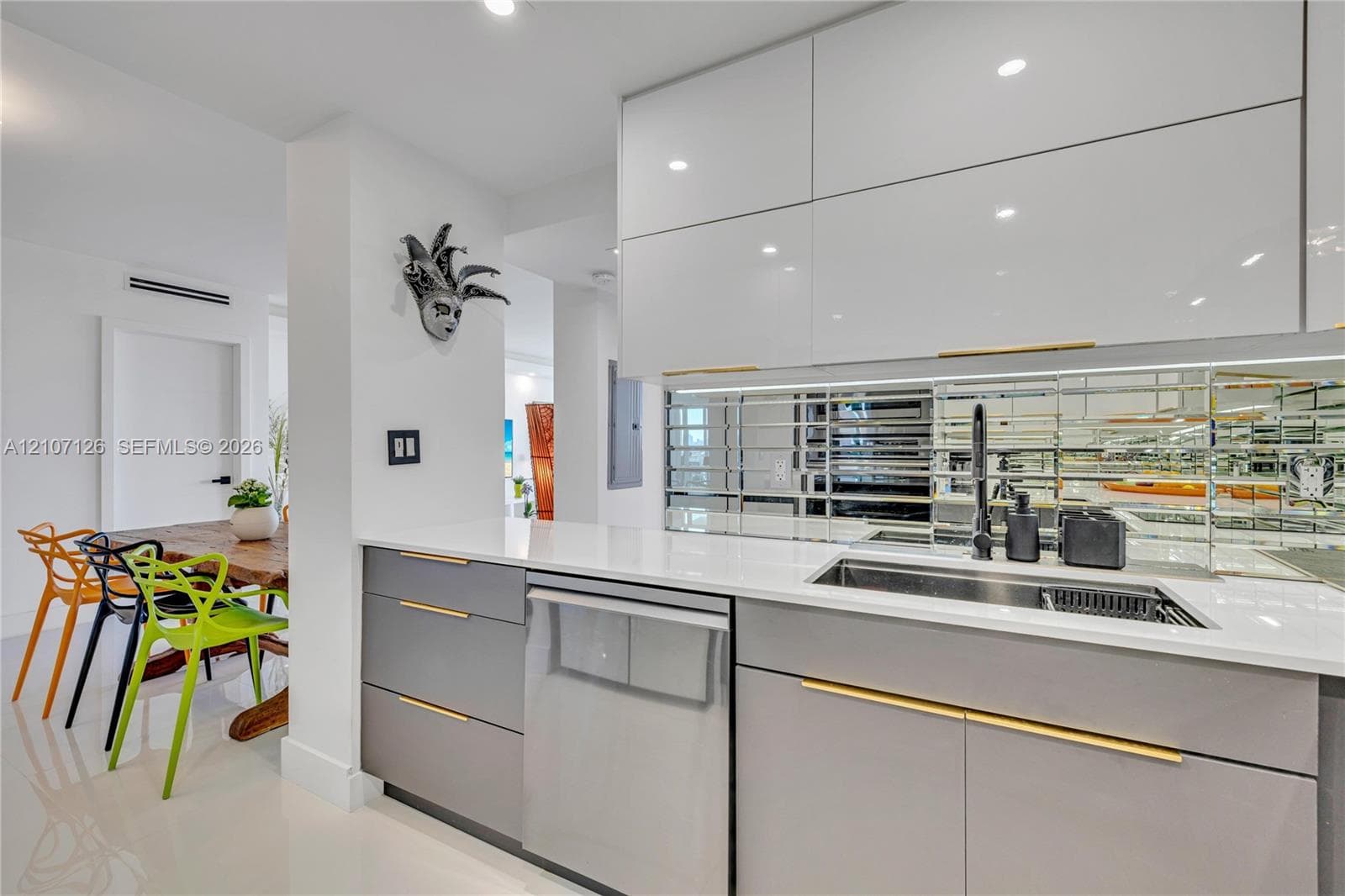 5600 Collins Ave 10H photo 16
