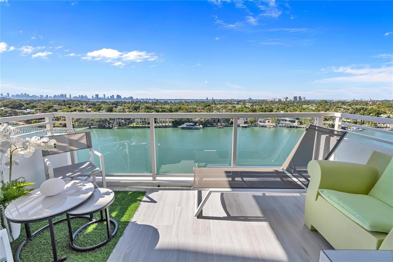 5600 Collins Ave 10H photo 1