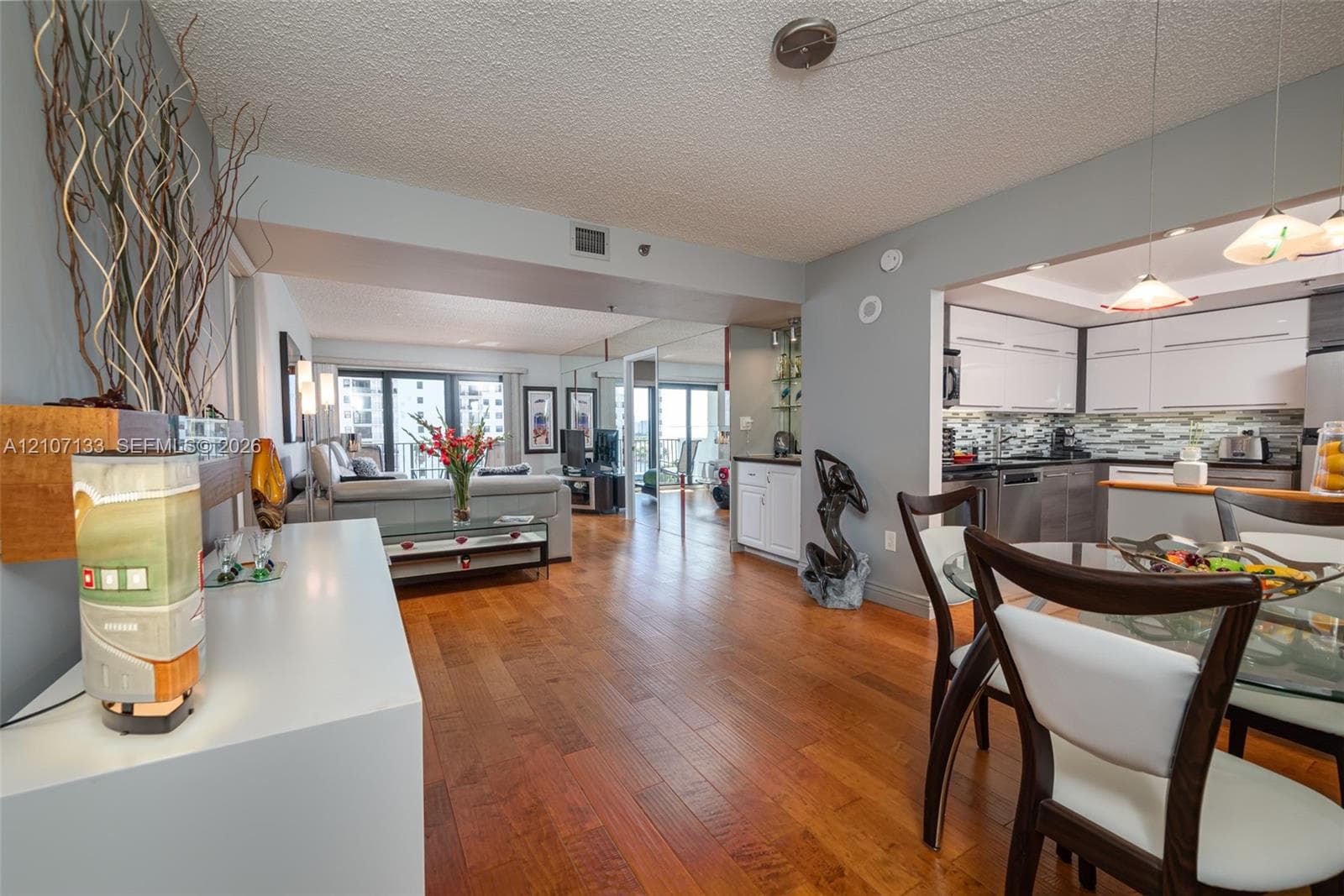 1201 S Ocean Dr 907N photo 3