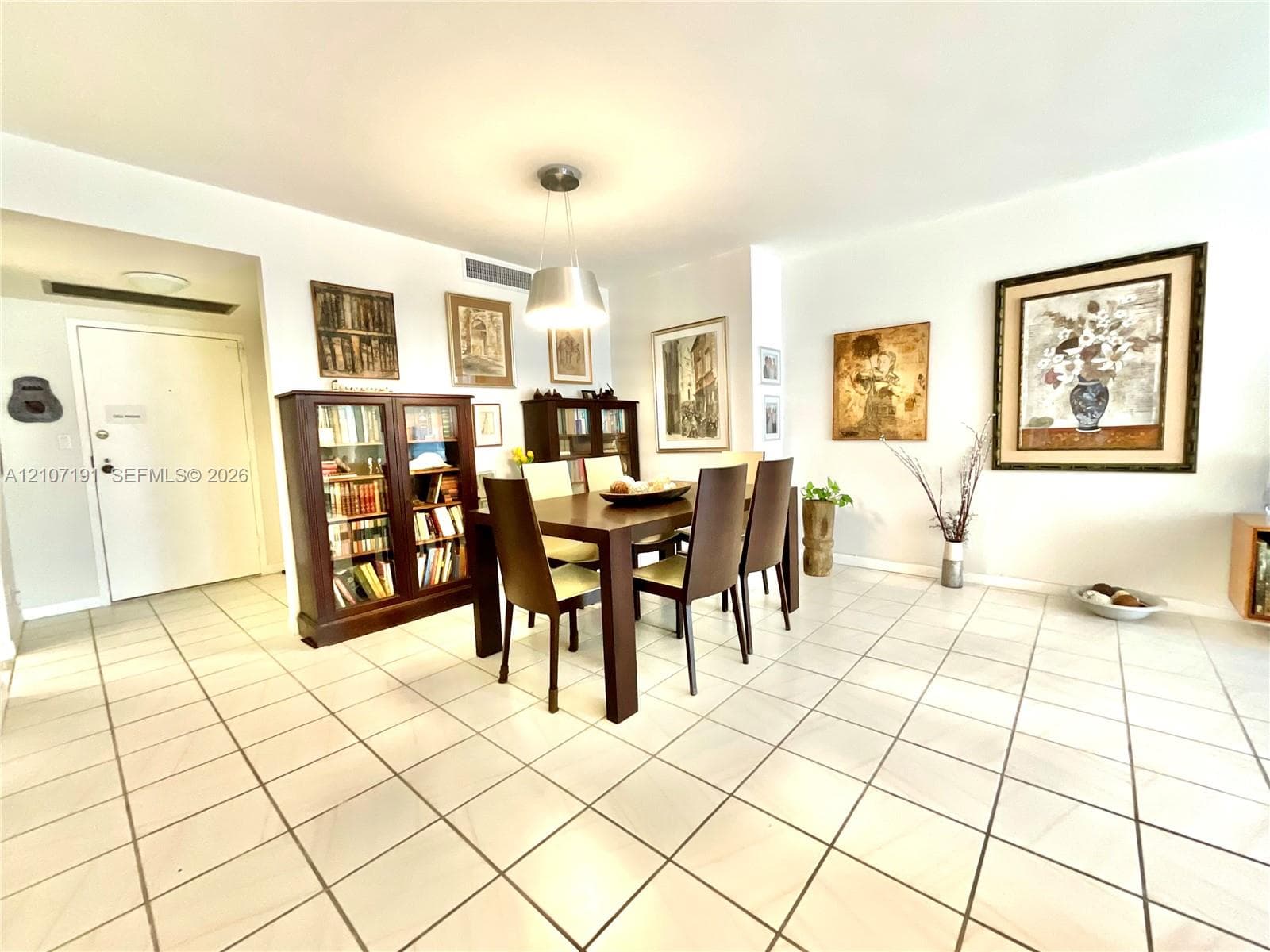 2500 Parkview Dr 1619 photo 7