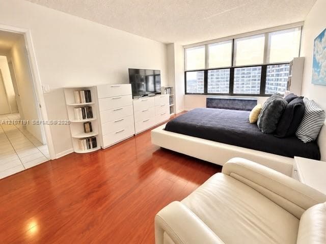 2500 Parkview Dr 1619 photo 19