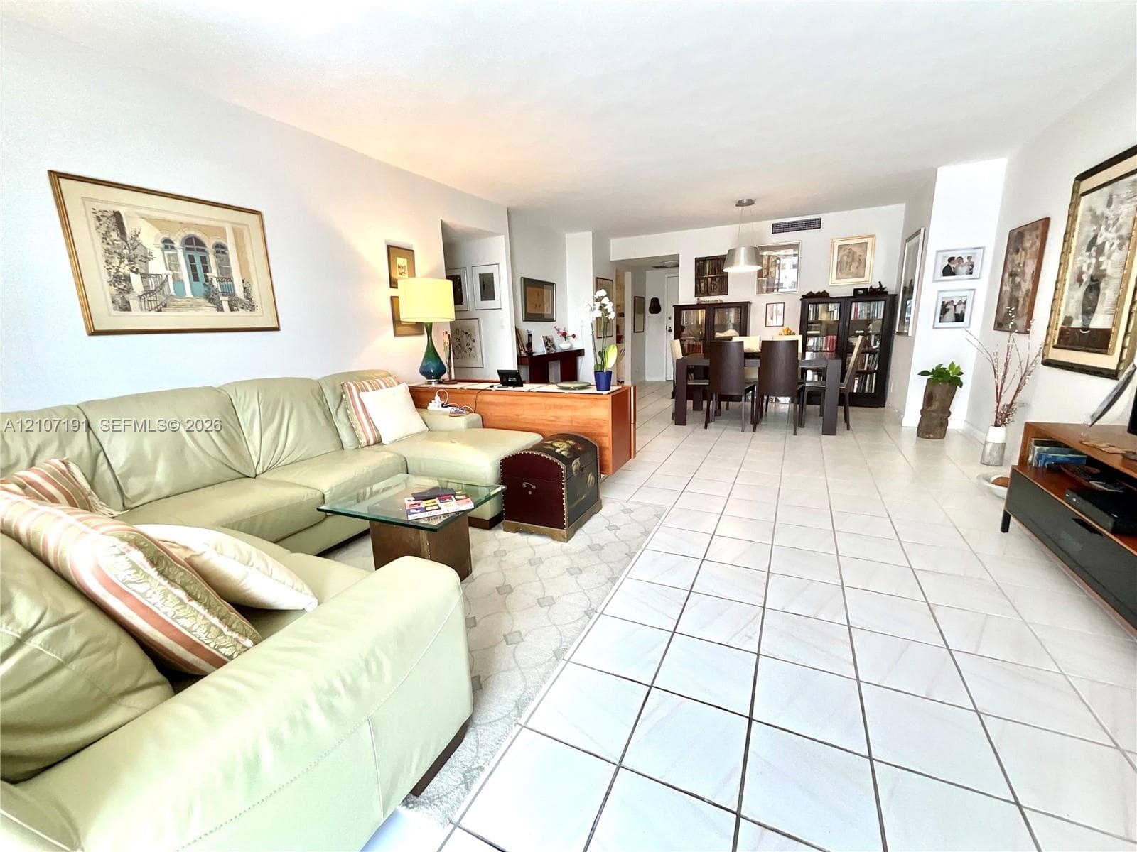2500 Parkview Dr 1619 photo 8