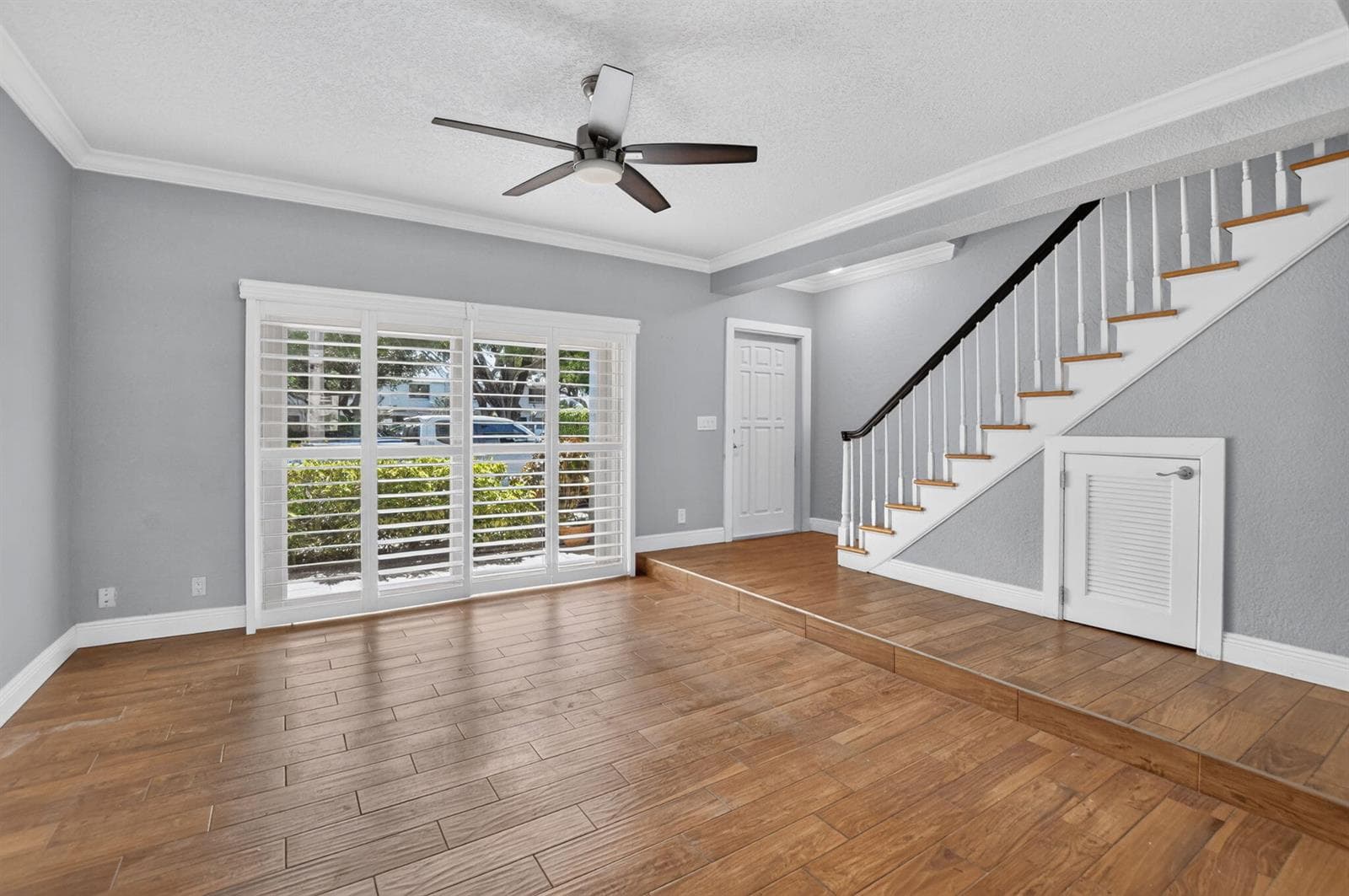 2107 NE 44th Street photo 5