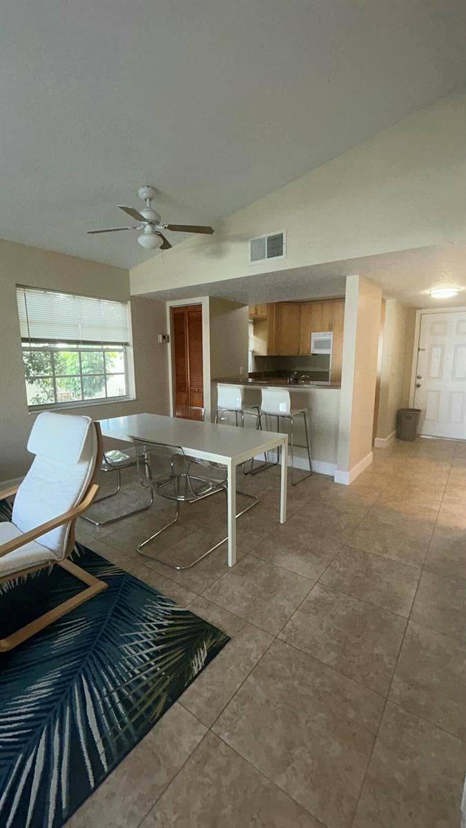1135 Lake Shore Drive 201 photo 6