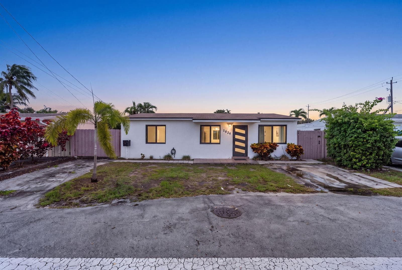 2634 SHERIDAN Street photo 24