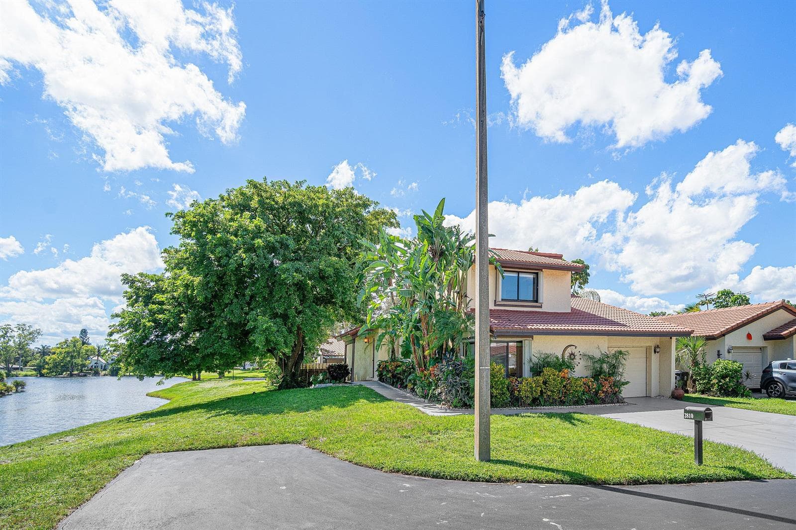 2810 SAND PINES Court photo 3