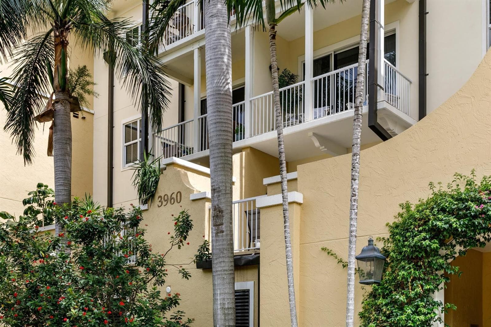3960 N Flagler Drive 306 photo 24