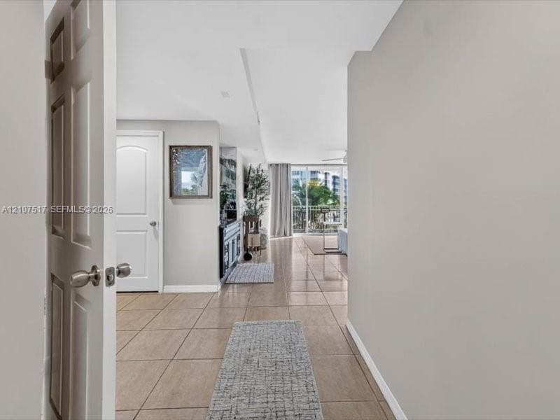 16531 NE 35th Ave 402-11 photo 12