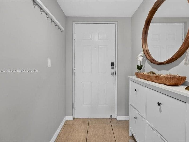 16531 NE 35th Ave 402-11 photo 11