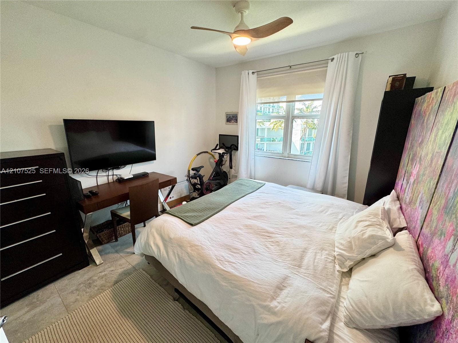 7910 Harbor Island Dr 405 photo 7