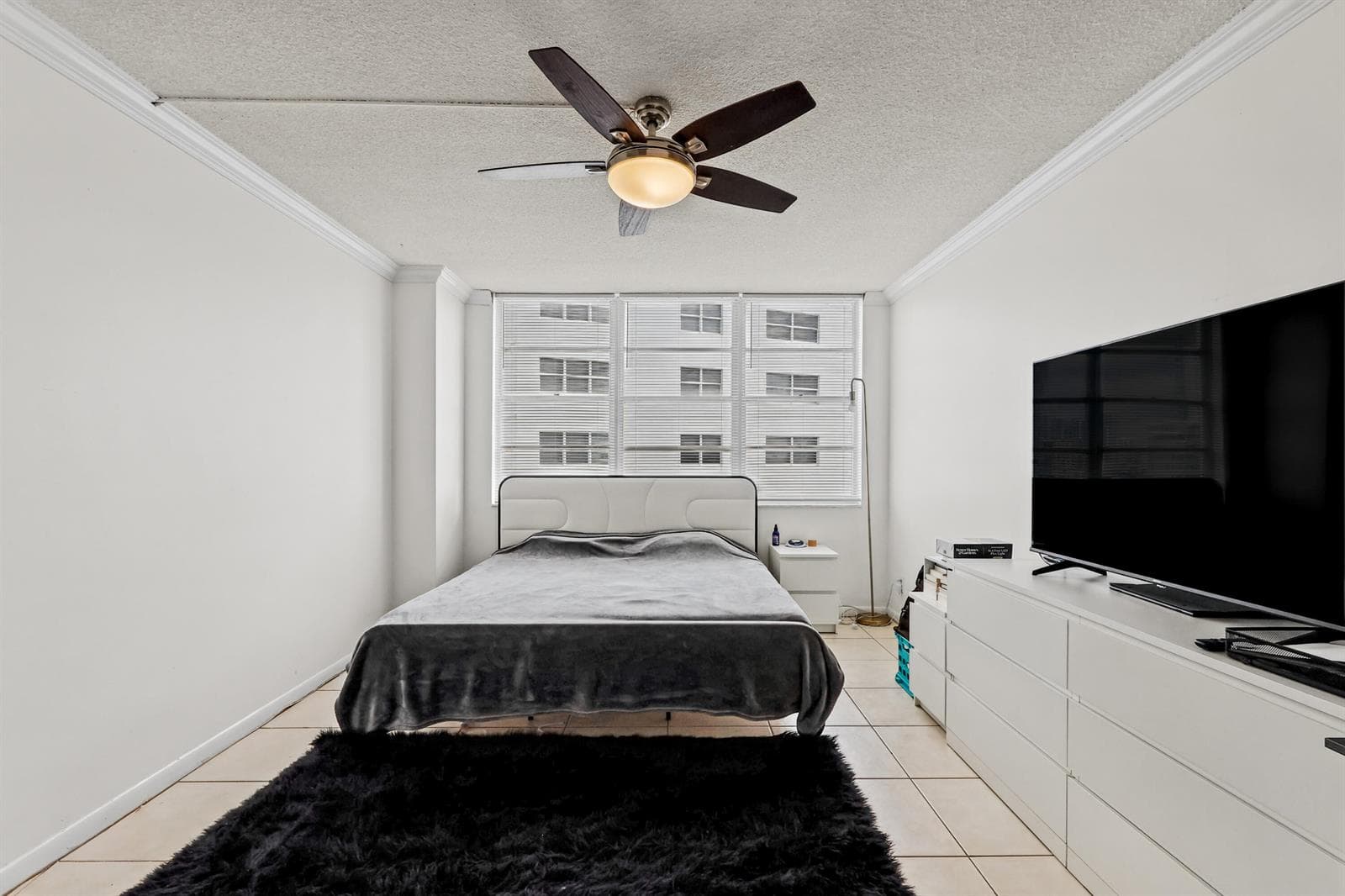 137 Golden Isles Drive 1001 photo 18