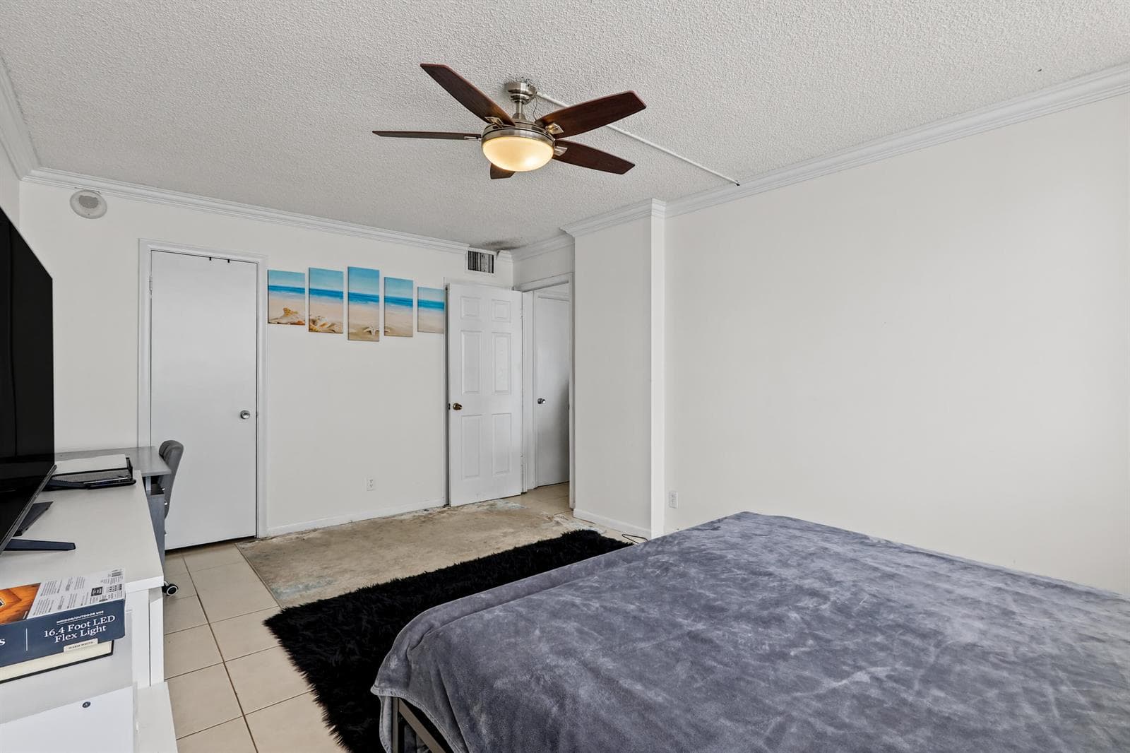 137 Golden Isles Drive 1001 photo 19