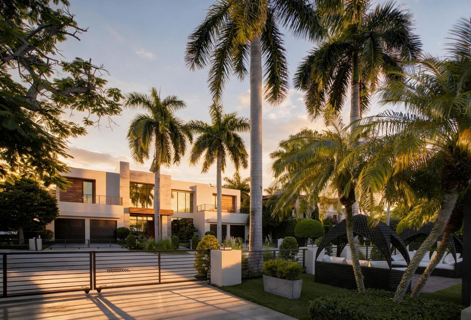 1 ROYAL PALM Drive photo 17