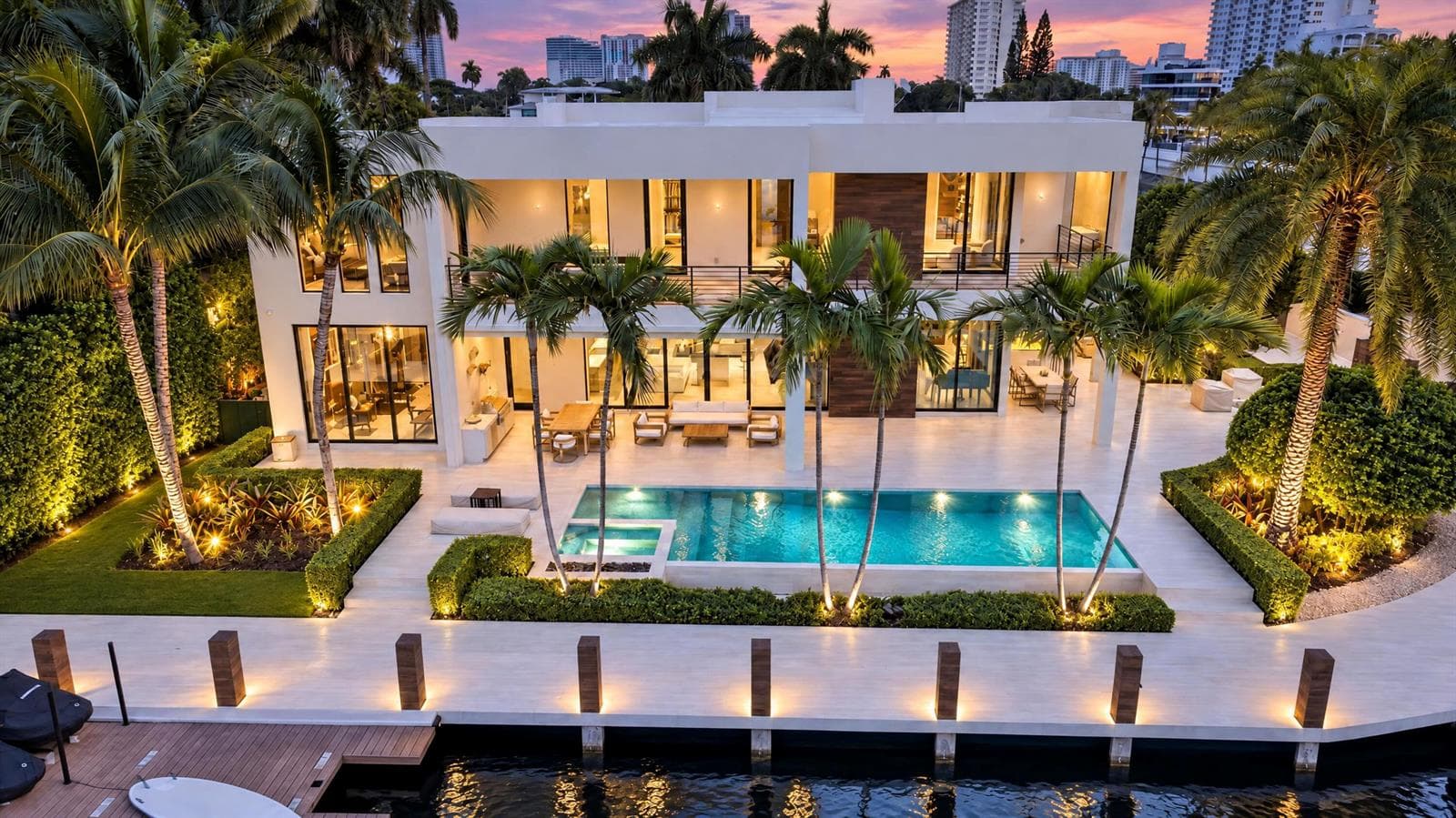 1 ROYAL PALM Drive photo 4