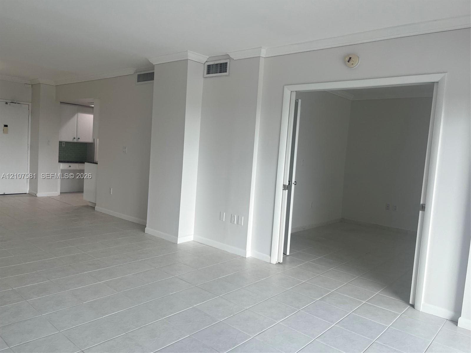 500 Bayview Dr 1520 photo 11