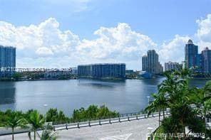 5000 Island Estates Dr 506 photo 5