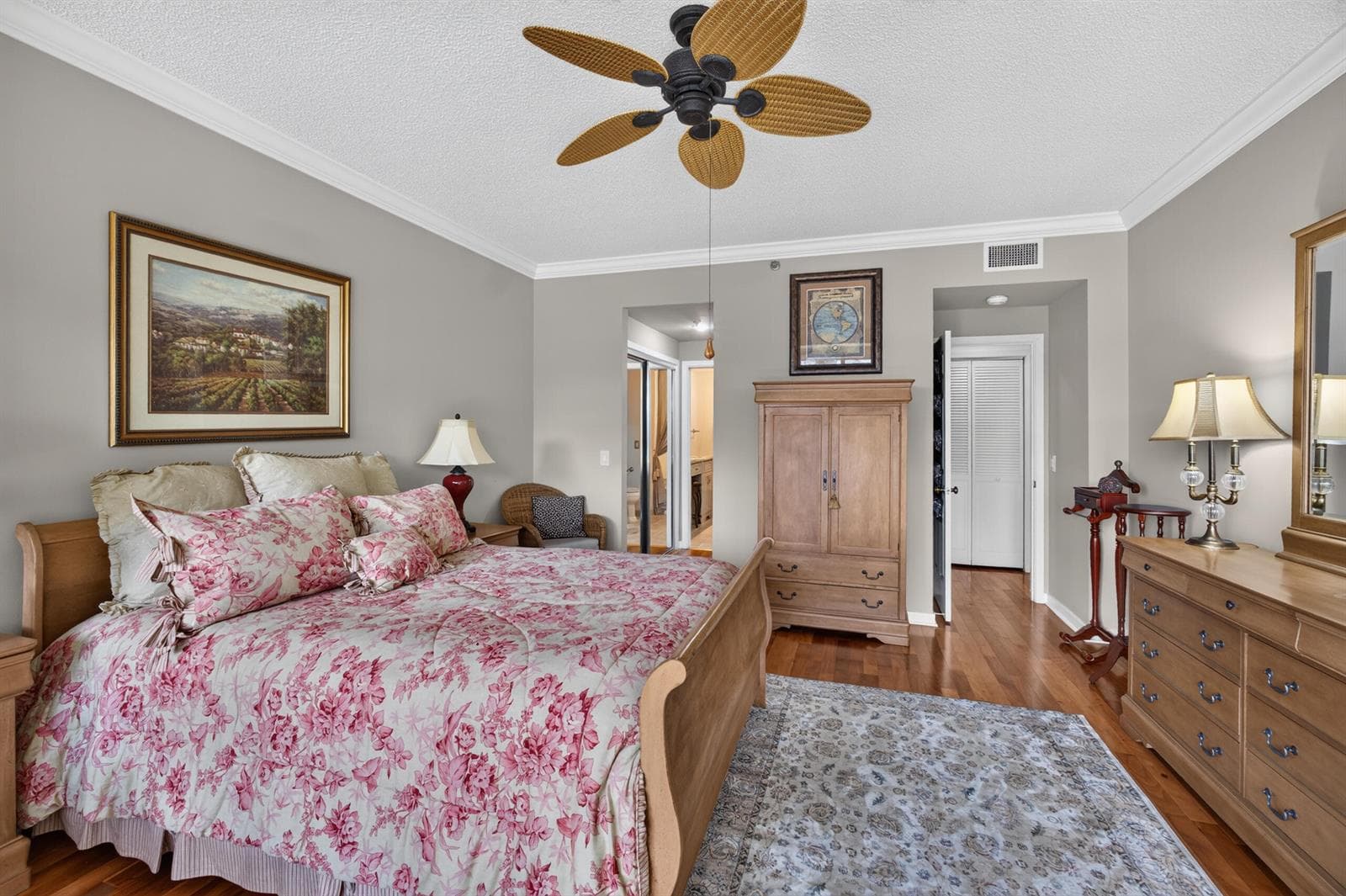 11370 Twelve Oaks Way 111 photo 23